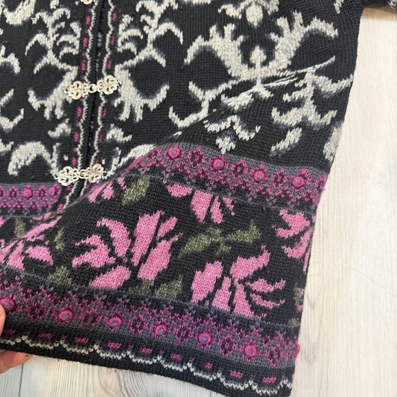 VTG Skyr Women's Wool Blend Cardigan Sweater Medium Floral Nordic Isle - Picture 8 of 10